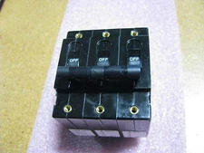 AIRPAX CIRCUIT BREAKER # M55629/6-330  NSN: 5925-01-298-8119  APL111-1REC41-