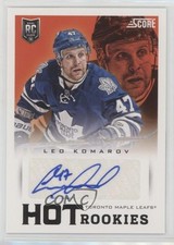 2013-14 Score Hot Rookies Signatures Leo Komarov #638 Auto b8c