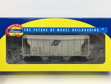 HO Athearn 95537 Chicago  North Western PS 2600 2-Bay Covered Hopper CNW 96588