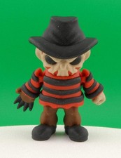 Freddy Krueger Figure   Nightmare on Elm Street Articulated Horror Collectible 