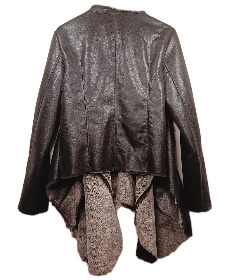 Chaqueta Bagatelle Imitación Piel y Gamuza Drapeada Asimétrica Frente Abierto con Bolsillos Talla M Foto 2 de 4