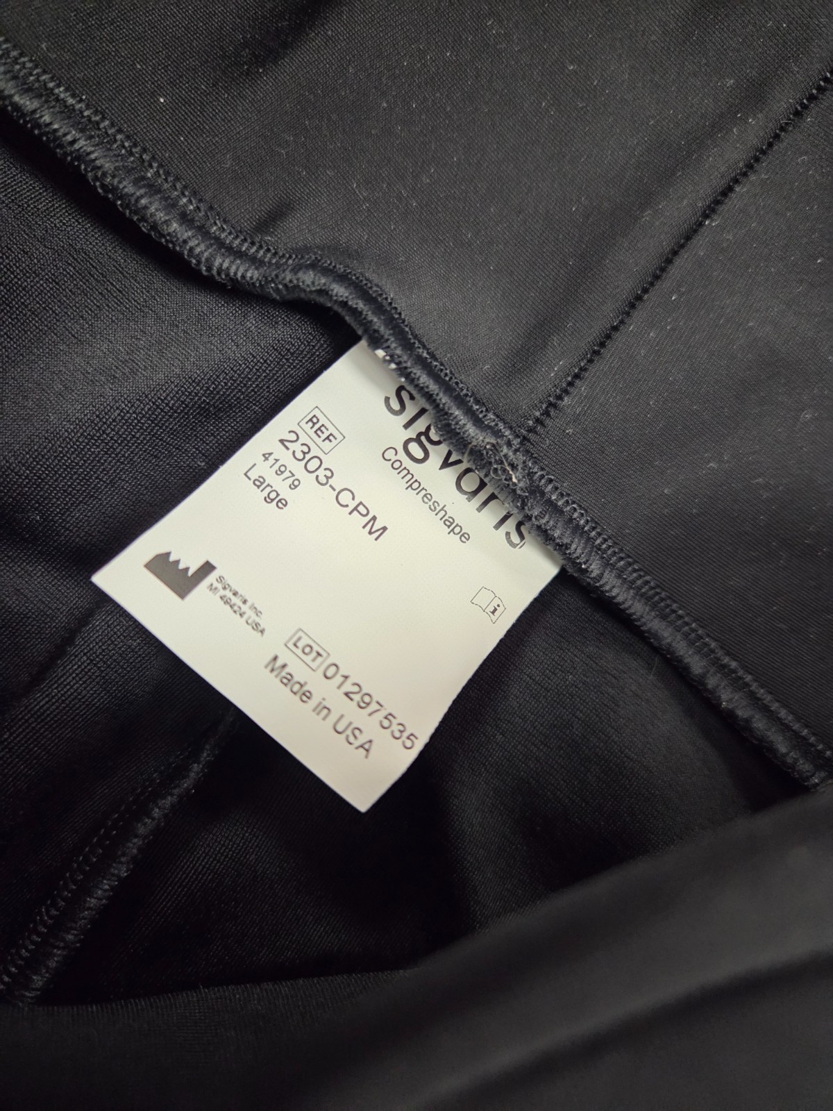 Sigvaris Compreshape Capris Compression Pants Leg… - image 2