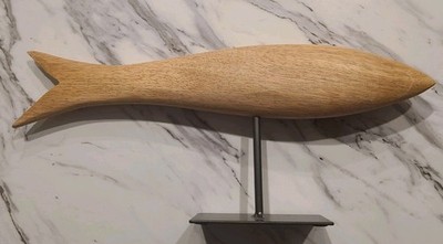 The Bainbridge Group Wood Fish Sculpture on Stand Rustic Hpme Decor (Minor Wear)