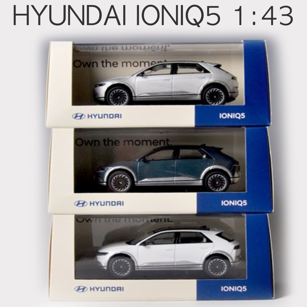 2024年のクリスマスの特別な衣装 Hyundai IONIQ 5 1:43 Miniature Diecast model Display Car Toy 乗用車