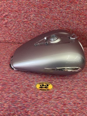 GENUINE Honda NOS 17520-MEA-A50ZB TANK, FUEL - 08 VTX1300 (Pewter Silver Met.)