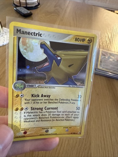 Manectric 8/100 Crystal Guardians Holo - Picture 7 of 7
