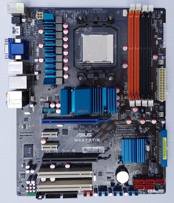 ASUS M4A78T-E REV:1.02G DDR3 - ATX - Sockel AM3 Mainboard Motherboard