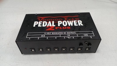 Voodoo Lab Pedal Power 2 Plus isoliertes Gitarrenpedal-Netzteil mit 8 Ausgängen