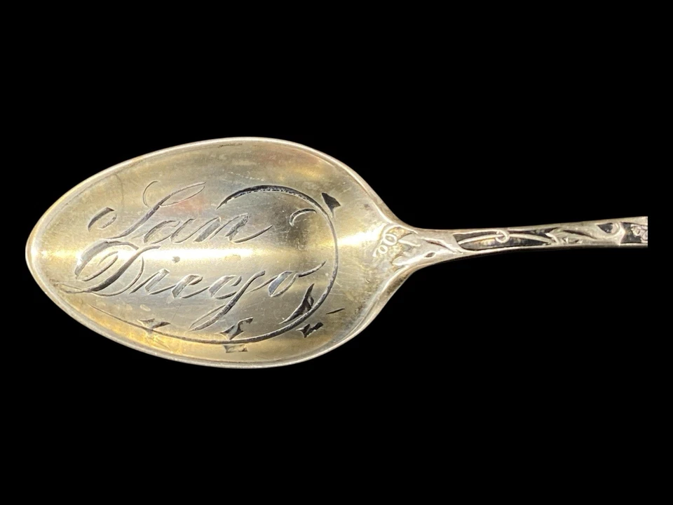 Antigua cuchara de recuerdo Watson Sterling San Diego patrón Columbine 3,5" Foto 2 de 4