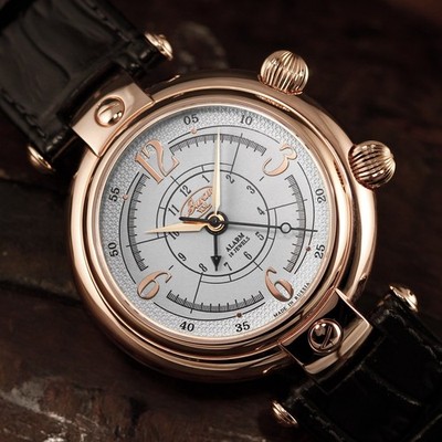 BURAN V.M. 2612/4299248 Wecker russische mechanische Uhr Alarm Armbandwecker