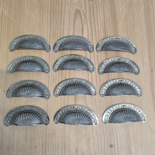 C9967 Konvolut 12 x Muschelgriffe Schubladen f. Schubladenm&ouml;bel | Original