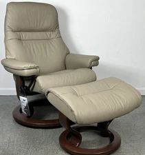 *NEW* Ekornes Stressless Medium "Sunrise" Brown Leather Swivel Recliner Ottoman