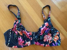 Sunseeker Swimwear Bikini Top Sz 36C Dark Blue Floral Under Wire Premium Design