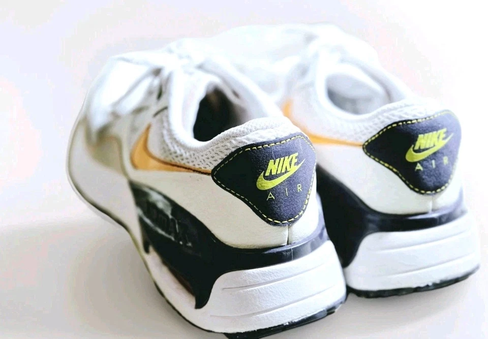Nike Air Max SYSTM Entrenadores Rendimiento Jóvenes Zapatos de Baloncesto Talla 7Y Niños Foto 4 de 4