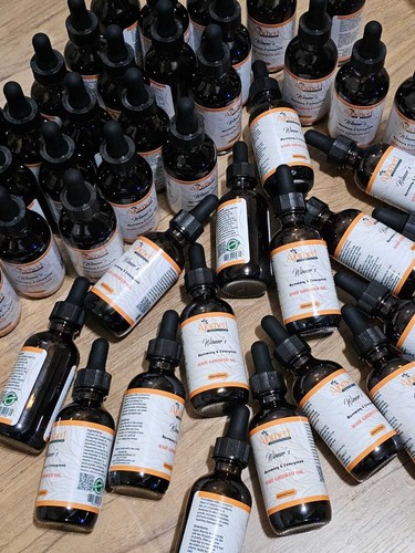 Rosemary & Fenugreek Seed Hair Growth Oil - 2flOz - Picture 8 of 11