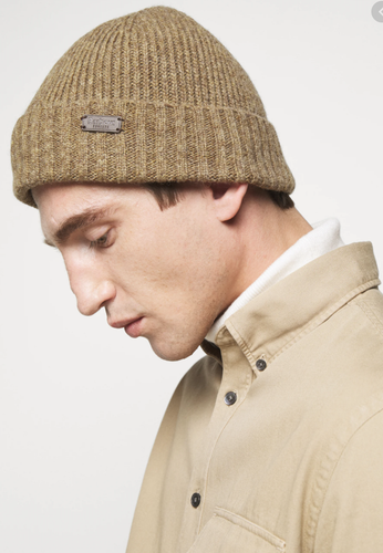 carhartt cable knit pom hat