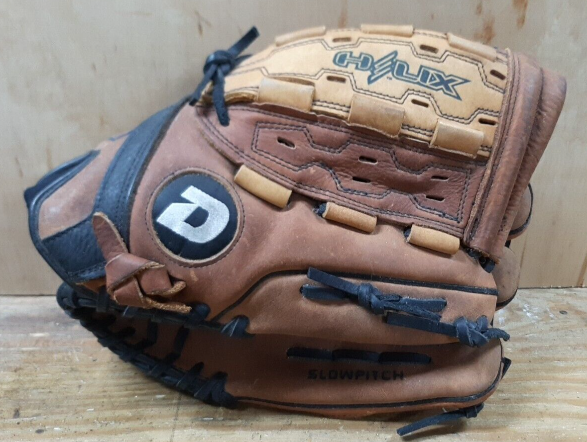 DeMarini A0800 Helix Softball Glove SG135 Leather RHT Right Hand Throw