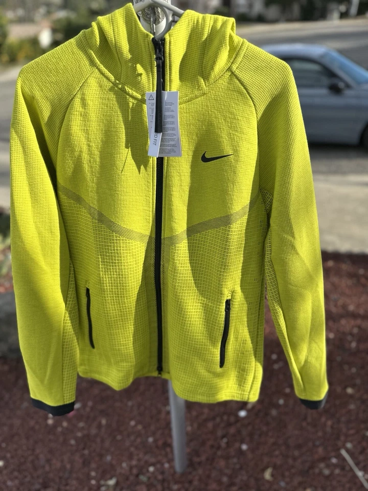 耐克 TECH PACK 抓绒全拉链夹克黄色黑色全新尺寸小号 - 中号 — 第 3/4 张图片