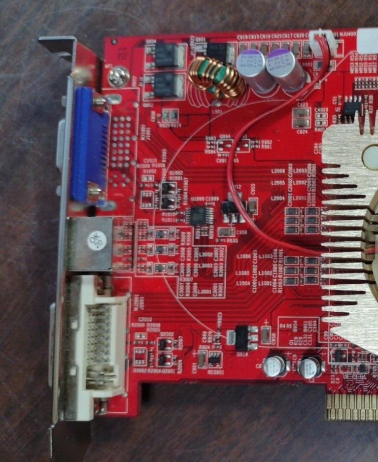 GECUBE RADEON RX1300GA2-E3 PC VIDEO CARD 4X/8X 512MB GDDR2 PRE-OWNED GOOD - Image 2 of 4