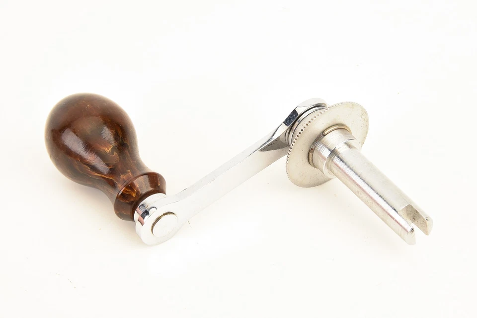 Manivela de rebobinado Bell & Howell Filmo para cámaras de cine Filmo 70 V27 Foto 2 de 4