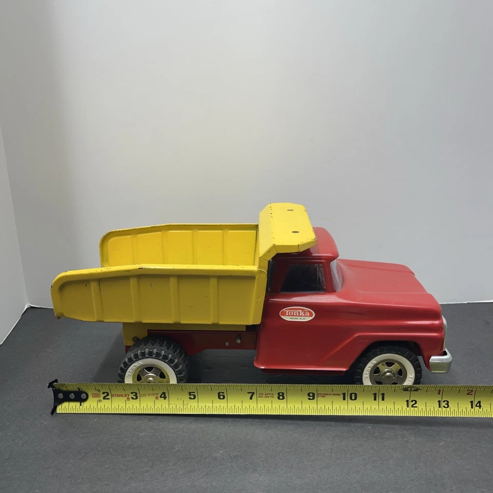 Camión de volteo Tonka Mound Minn 1965-67 acero prensado rojo y amarillo (1718) Foto 3 de 4