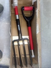 VEVOR 4 Tines F115-2 Garden Fork Fiberglass Handle Digging Spading Pitchfork