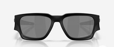 New In Box Oakley Instagator Matte Black Frame Prizm Black Polarized Lenses