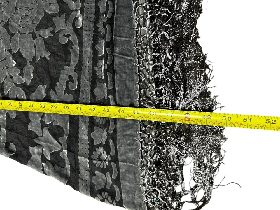Mantón floral de terciopelo semi transparente Burnout gris bufanda con flecos 57x49 vacaciones Foto 3 de 4