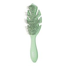 Wet Brush Go Green Detangler Ultrasoft IntelliFlex Bristles Green, 1 Count