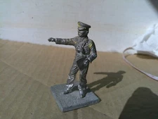 Cavalier, ww2 German officer, unpainted lead 54mm figure