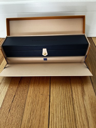 Louis Vuitton Idylle Blossom XL Bracelet, 18kt W/ Diamonds, BRAND NEW, SOLD OUT - Picture 4 of 5