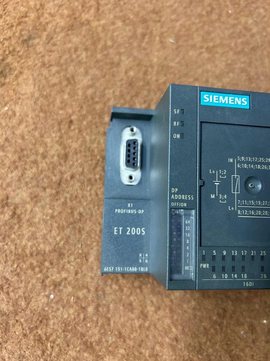 One New in Box 6ES7151-1CA00-1BL0 Siemens One New in Box 6ES7151-1CA00-1BL0 Siemens
