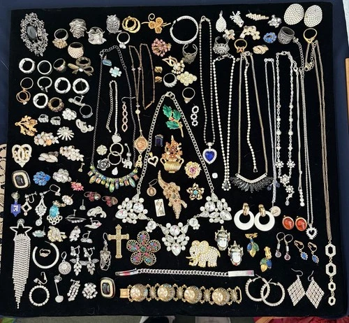 Huge Lot Vtg - Now Rhinestone Costume Jewelry Missing Stones Broken Single Ear.