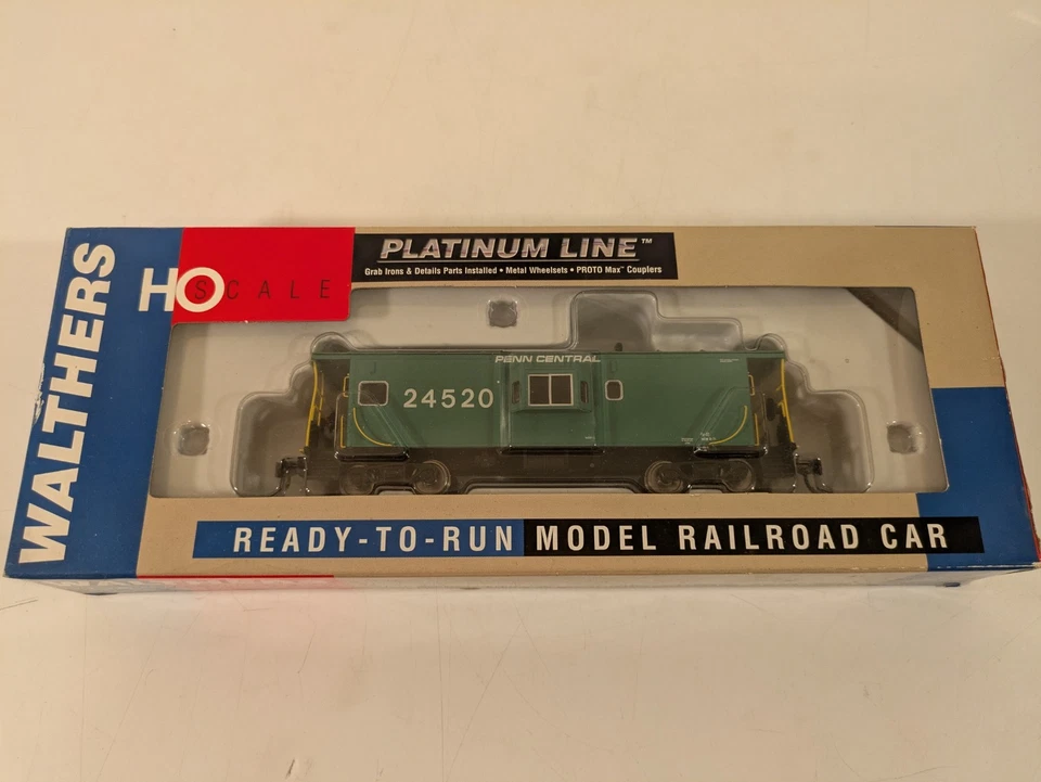 HO Penn Central International Car Co Bay Window Caboose NIB NOS # 932-7629 - Image 2 of 3