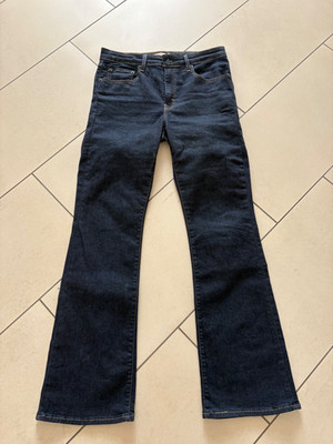 Levis Jeans 725 High Rise Bootcut Gr.30