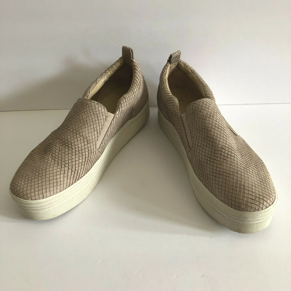 Marc fisher elise store platform sneaker