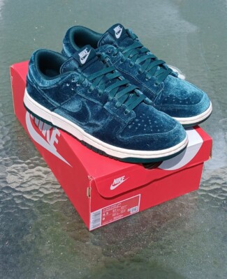 Size 9.5W / 8M Nike Dunk Low Green Velvet DZ5224-300