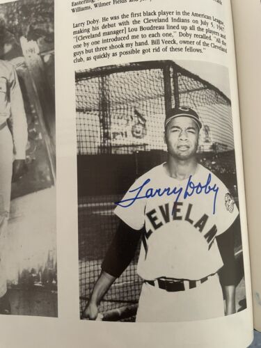Negro Leagues Book Autographed by 62 Willie Mays Hank Aaron Banks Doby Stone - Picture 13 of 17