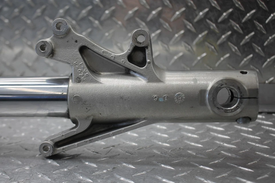 Honda Valkyrie 1500 GL1500CT 1999 Tour horquilla delantera derecha suspensión/triple abrazadera Foto 2 de 4