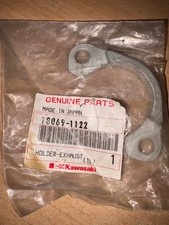 Kawasaki KLE500A1 EXHAUST PIPE HOLDER 18069-1122  (MIXED BOX 202)