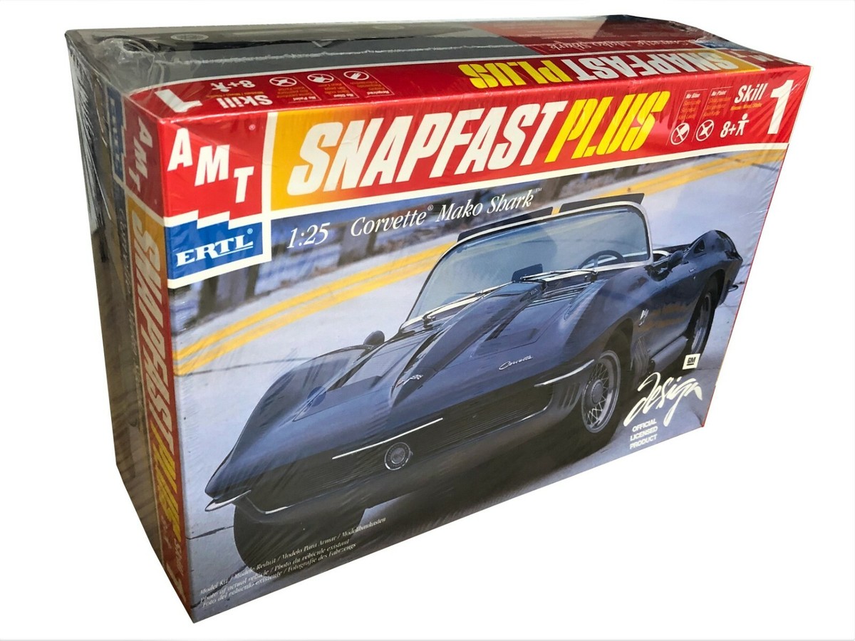 AMT Ertl 6133 1/25 Scale Snapfast Plus Chevy Corvette Mako Shark