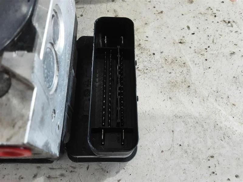 Dodge Journey 2010 2011 2012 2013 ABS conjunto de módulo de bomba de freno antibloqueo OEM Foto 4 de 4