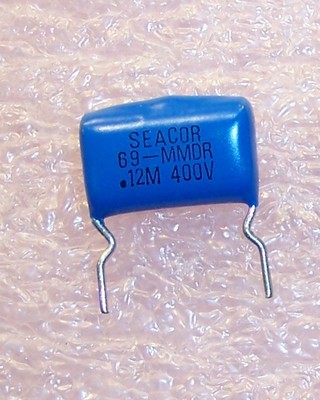 QTY (100) .12uf 400V METALLIZED POLYESTER FILM CAPACITORS QTY (100) .12uf 400V METALLIZED POLYESTER FILM CAPACITORS