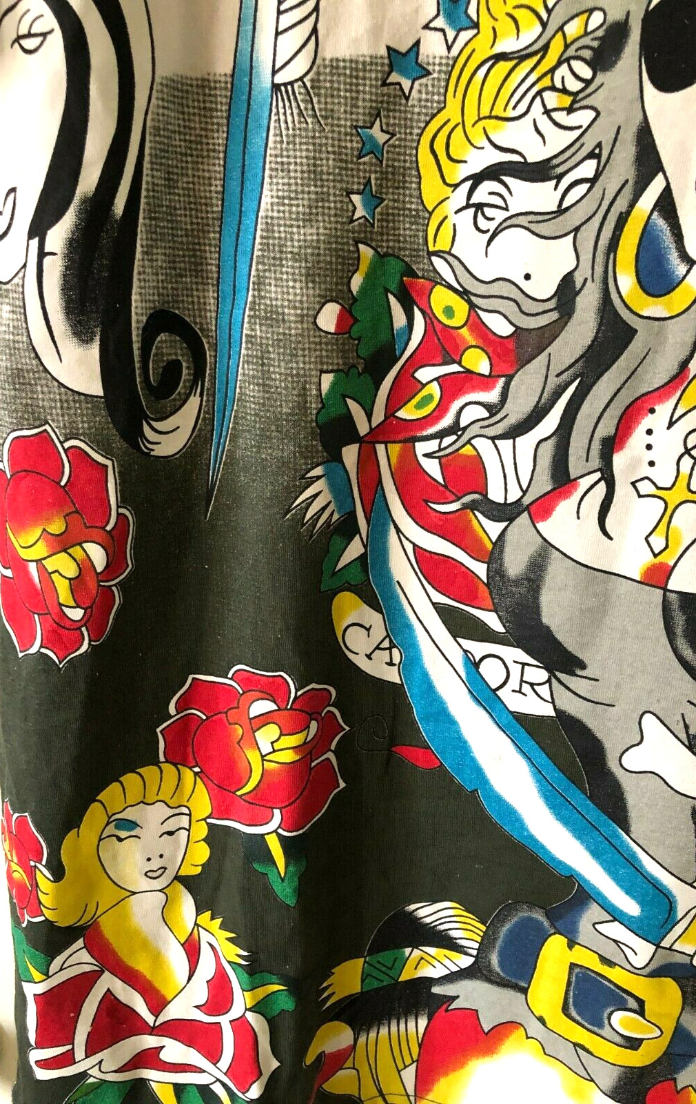 Rare NOS Christian Audigier Don Ed Hardy AOP GIRLS ALL OVER THE WORLD T Shirt. L image 4
