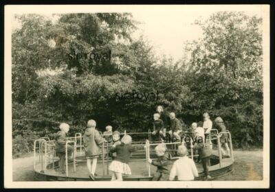 Lot of Children on a Revolving Carousel - 1970s - Nursery - Photo 10x7cm