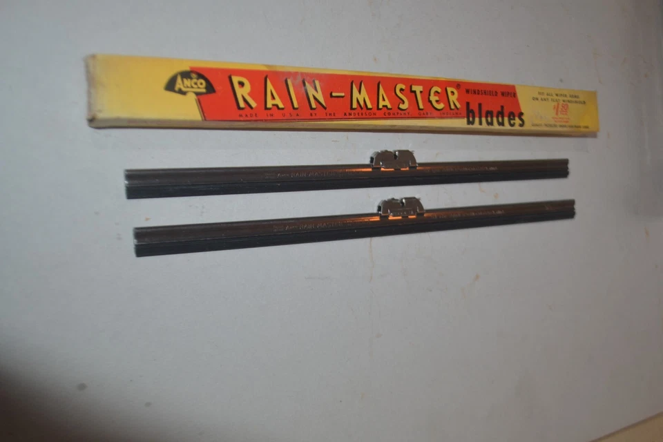 Chrysler Town & Country 1949 50 51 1952 NOS original Wiper Blades Anco OE Shiny - Image 2 of 3