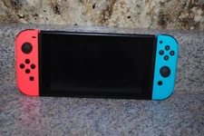 Nintendo Switch (HAC-001) w/ Docking Station