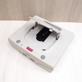 Sega Saturn Console Bundle 2 Controllers 6 Games & memory NTSC-J HST-3220 White