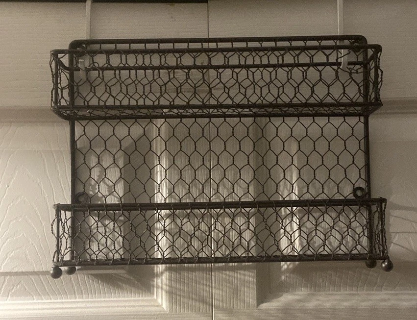 Rustic Mesh Chicken Wired Spice Jars Wall Rack Free Stand(s)