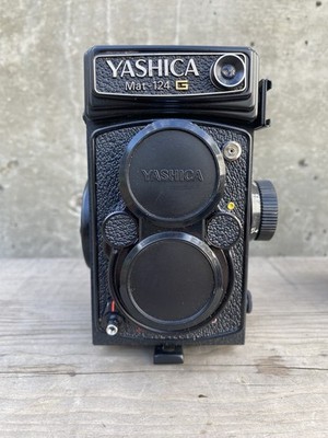 Yashica Yashica-Mat TLR Camera w/ 80mm f3.5 Lens -Haze, Fungus, As is